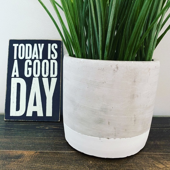 Meet your Posher, Lindsay - Picture 1 of 1